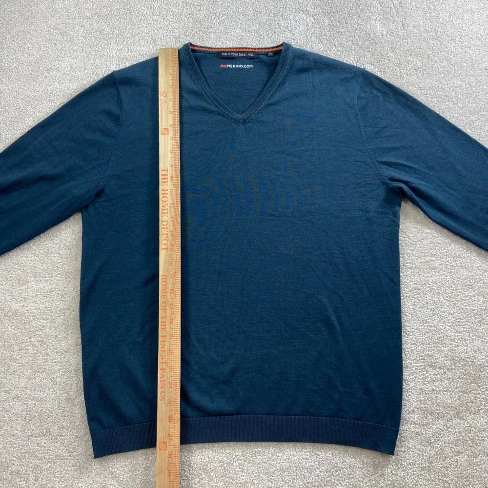 Joe Merino V-Neck Sweater Mens XL Blue 100% Extrafine Merino Wool Leo Knit